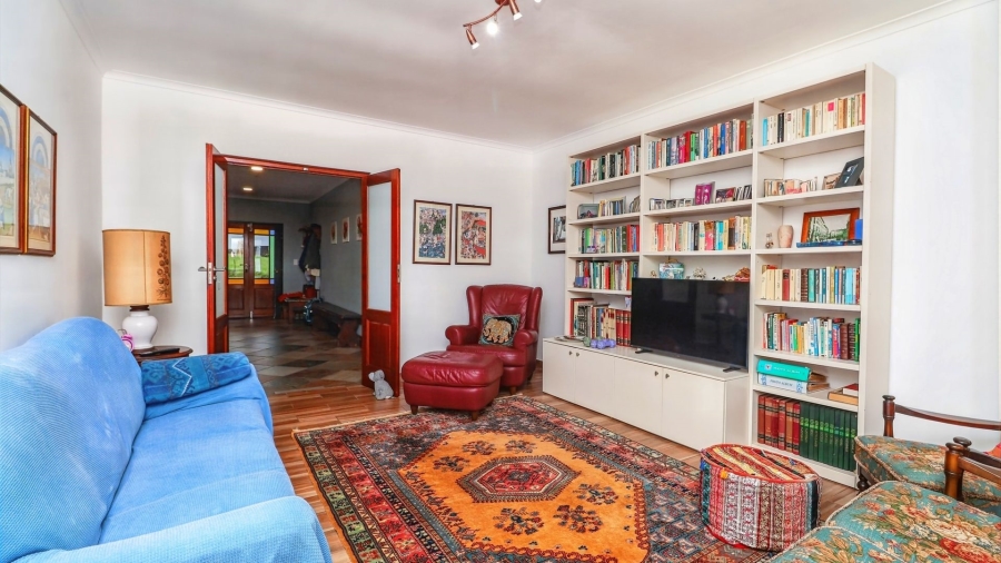 Commercial Property for Sale in Rondevlei Western Cape